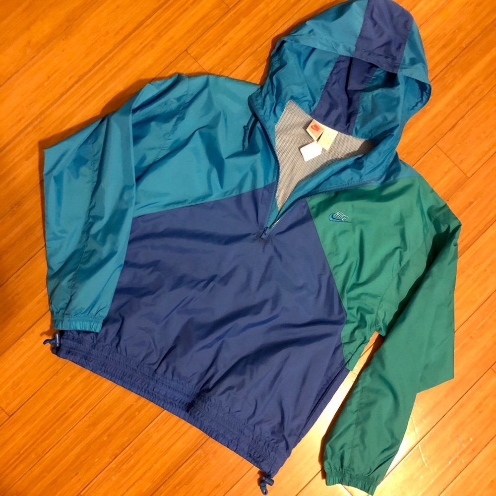 Vintage Nike Quarter Zip Hooded Windbreaker!